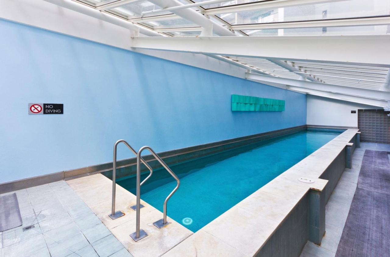 Your Family Getaway - Rooftop Spa & Pool! Auckland Bagian luar foto