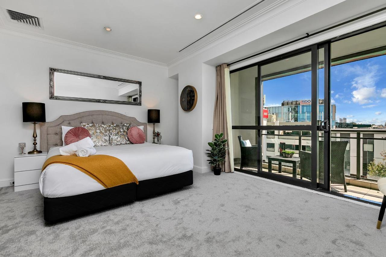 Your Family Getaway - Rooftop Spa & Pool! Auckland Bagian luar foto